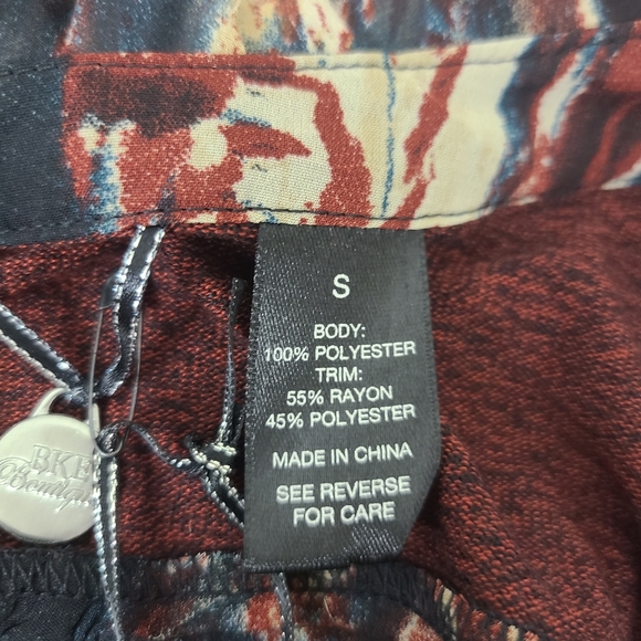 BKE Boutique Maroon Boho Button Down Top Size Small - Picture 7 of 8